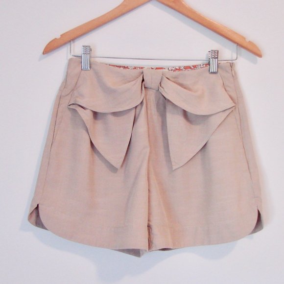 Anthropologie Elevenses Beige Tan Bow Front Flowy Shorts Size Zero 0 NWOT - Picture 2 of 11